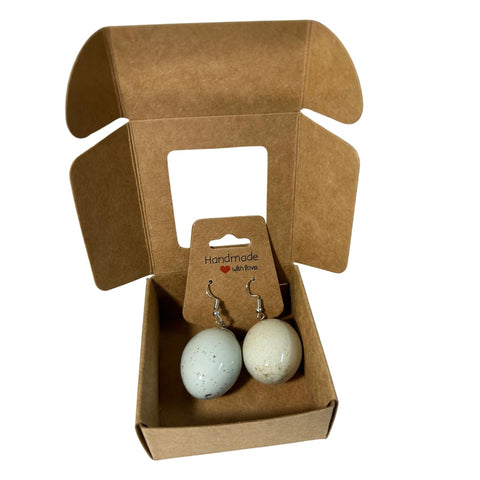 Quail egg earrings, detail view