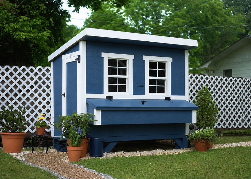 Load image into Gallery viewer, Large Chicken Coop - Up to 15 Chickens
