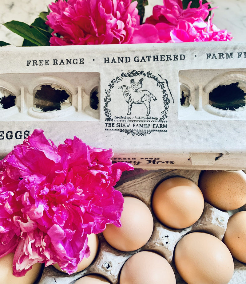 Load image into Gallery viewer, Henlay Blank Stamping Egg Cartons - 25, 90, or 250
