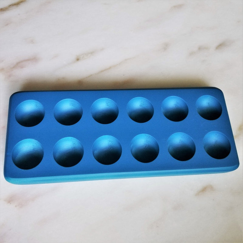 Load image into Gallery viewer, Henlay Decorative Egg Storage Tray: Wooden Egg Holder for Refrigerator, Kitchen Counter, Serving, or Display
