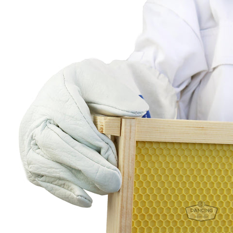 Children's Beekeeping Gloves, detail view