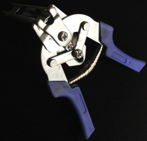 Auto feed hog ring pliers for shrink bag and wire cage