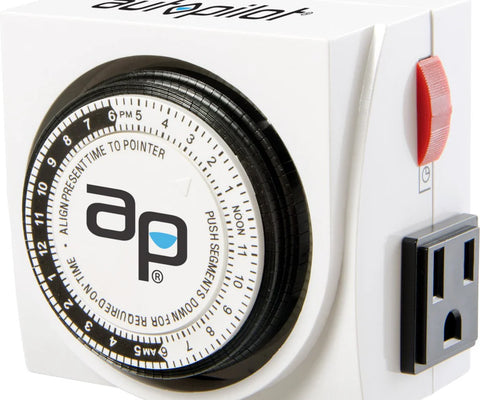 Autopilot analog timer, dial detail