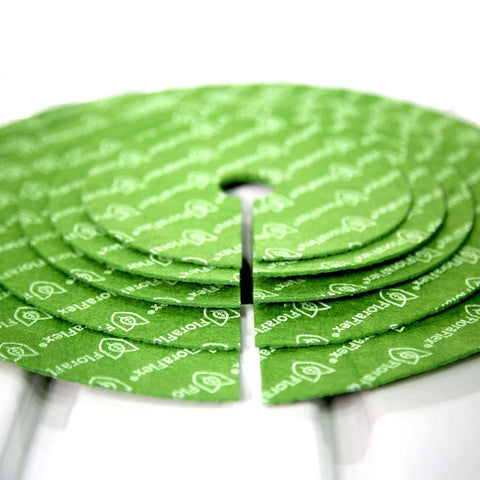 FloraFlex Round Matrix capillary pad discs, close-up