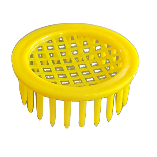 Push-in style queen marking cage for gentle, controlled marking.