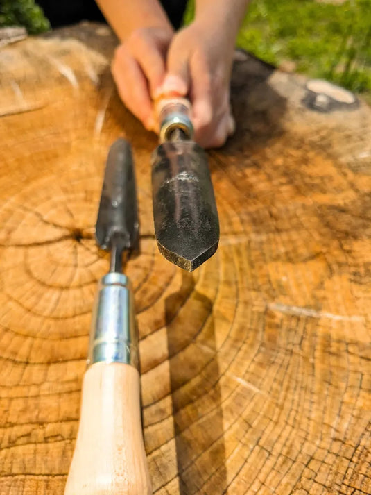 Homestead Iron Sharp Shooter Trowel shown in product view 4