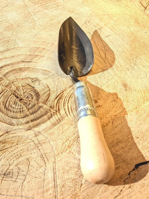 Homestead Iron Small Garden Trowel shown in product view 2