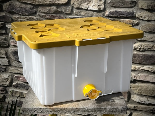 Load image into Gallery viewer, Hive Butler Swarm Saver
