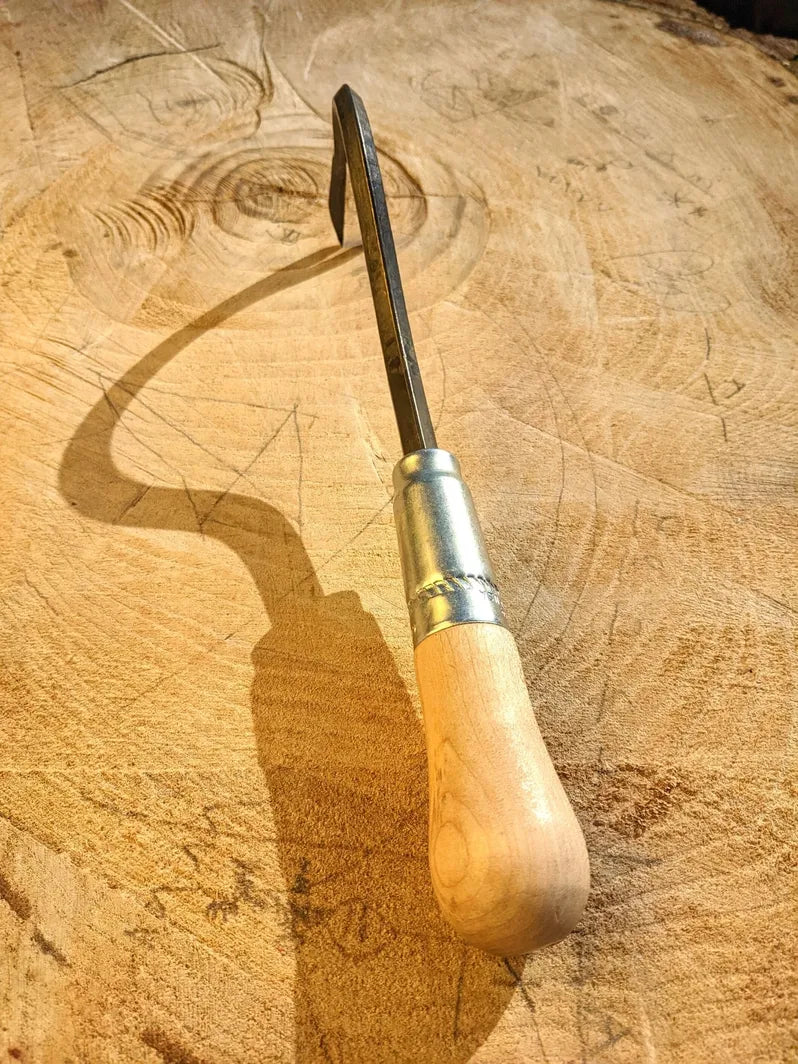 Load image into Gallery viewer, Homestead Iron Hand-Forged Weed Yanker shown in product view 2
