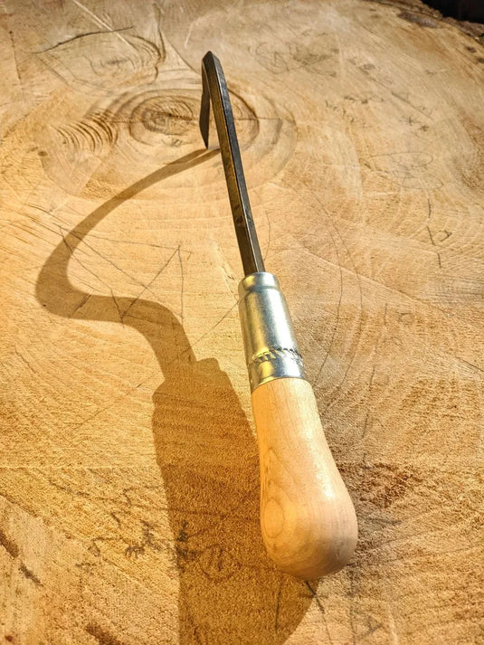 Homestead Iron Hand-Forged Weed Yanker shown in product view 2