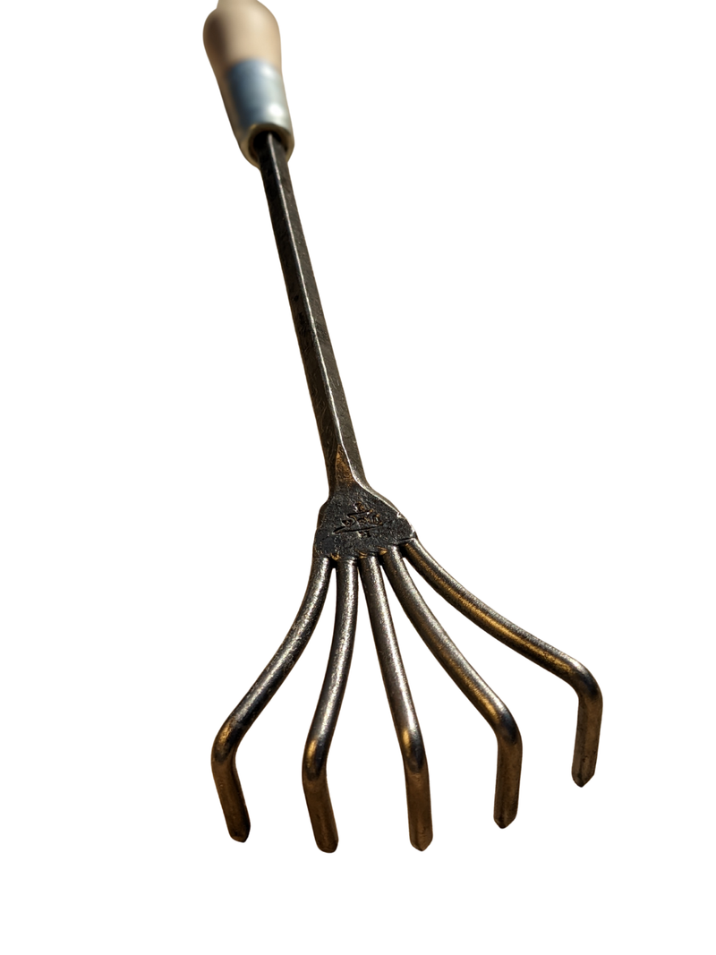 Load image into Gallery viewer, Homestead Iron Crow's Foot Cultivator shown in product view 2
