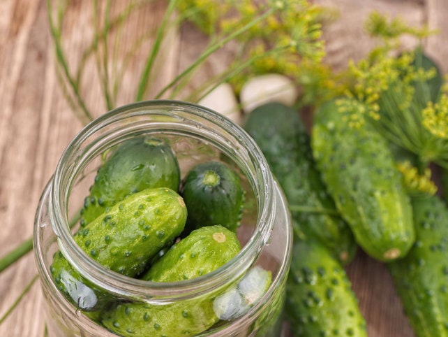 Load image into Gallery viewer, Heirloom Organic Straight Eight Cucumber Seeds
