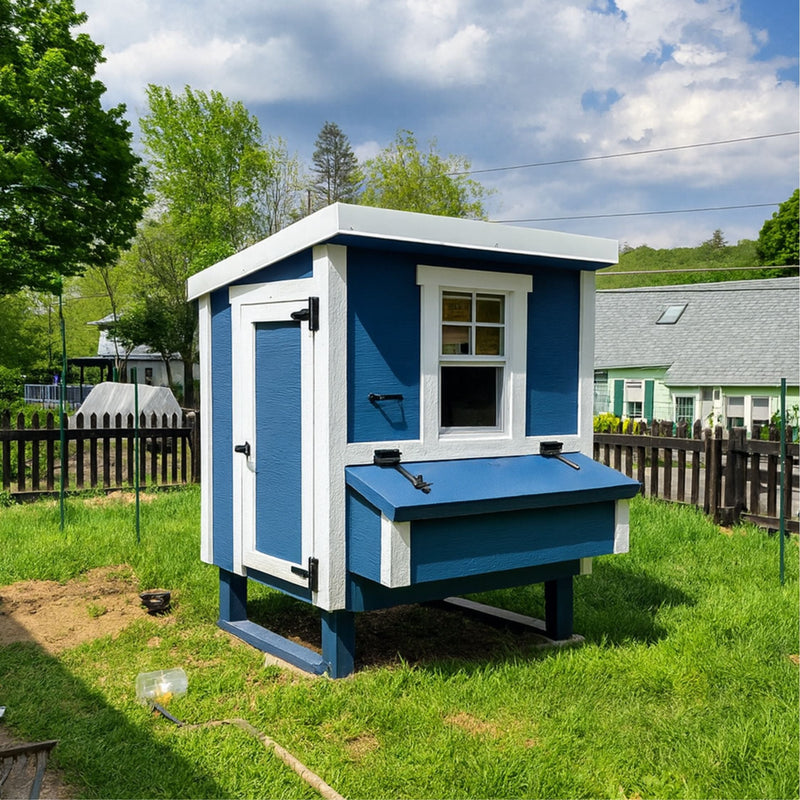 Load image into Gallery viewer, Medium Chicken Coop - Up to 10 Chickens
