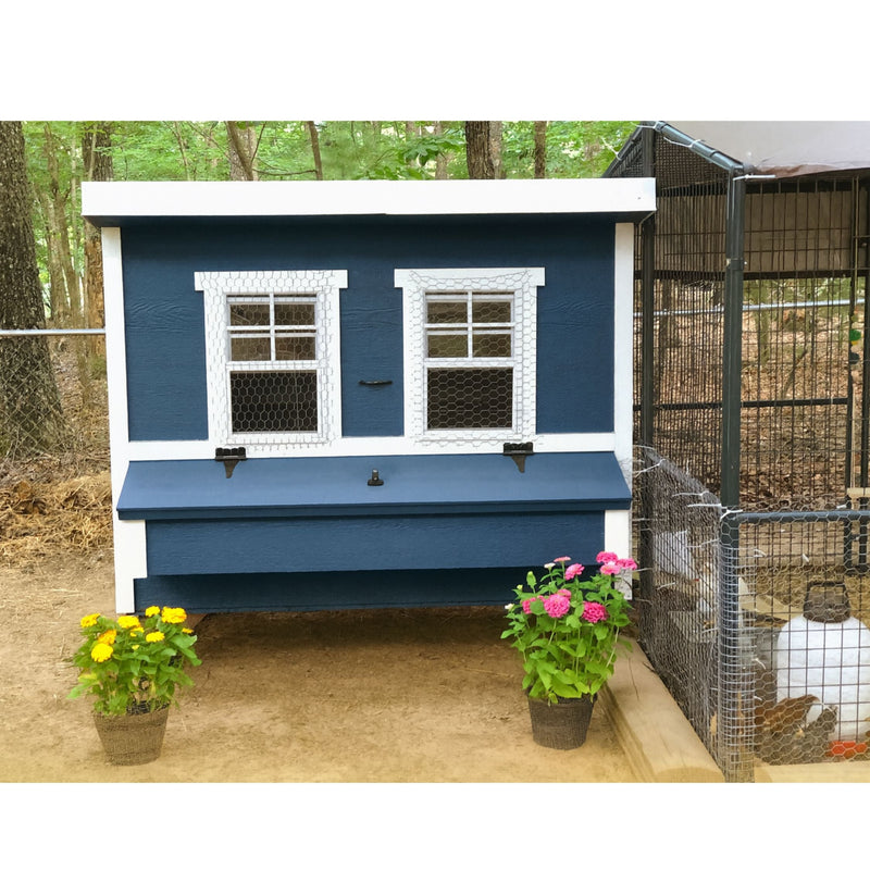 Load image into Gallery viewer, Large Chicken Coop - Up to 15 Chickens
