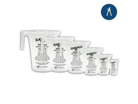 Measuring cup, graduation detail
